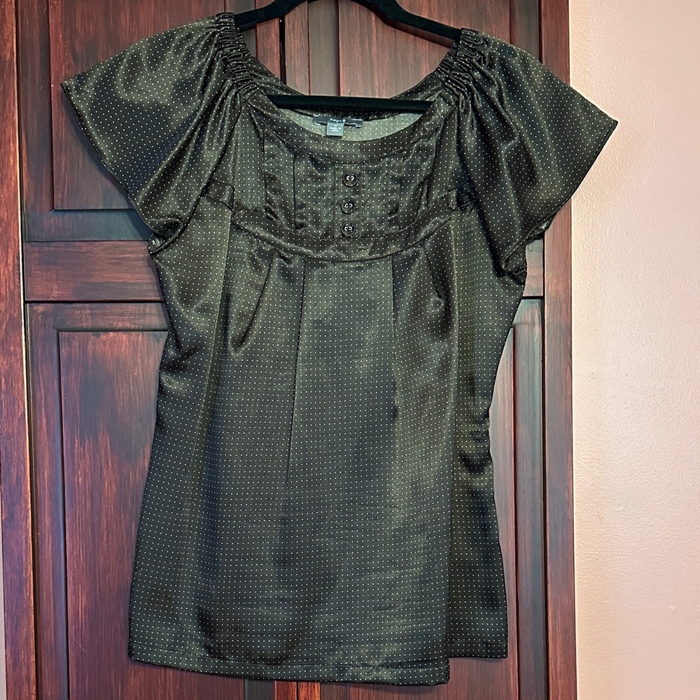 Apt. 9 Elegant Brown Blouse with Dotted Pattern